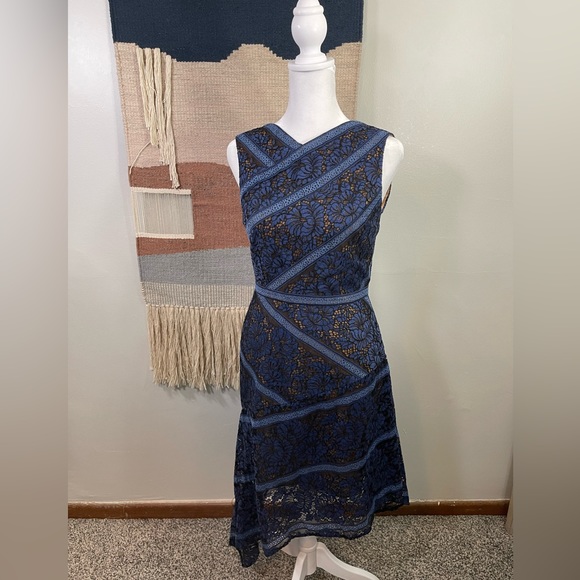 NWT BCBGMaxAzria Blue Lace Asymmetrical Cocktail Midi Dress 2 - Picture 3 of 10